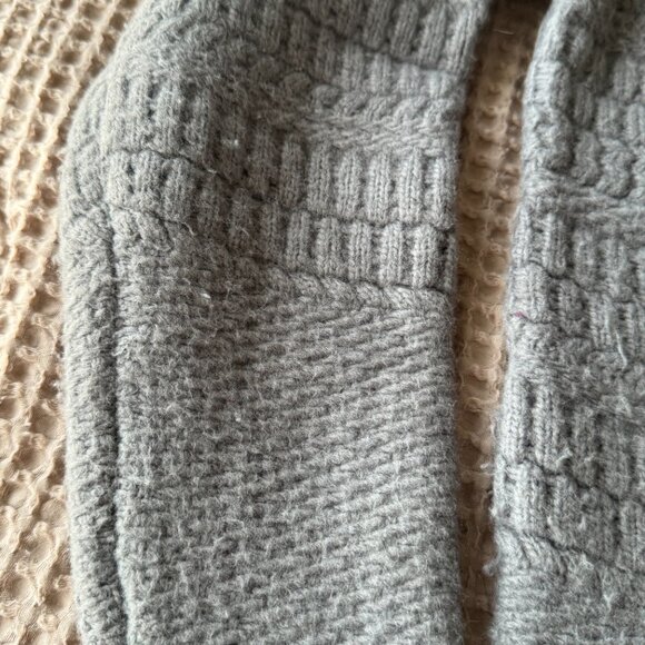 Ann Taylor Grey wool cowlneck sweater- worn once Size XSmall - Picture 4 of 4